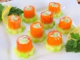 Рулетики из форели с огурцами и сливочным сыром